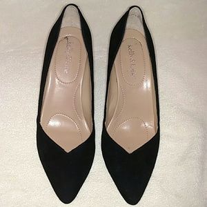 Kelly & Kate, black suede pumps size 8 1/2